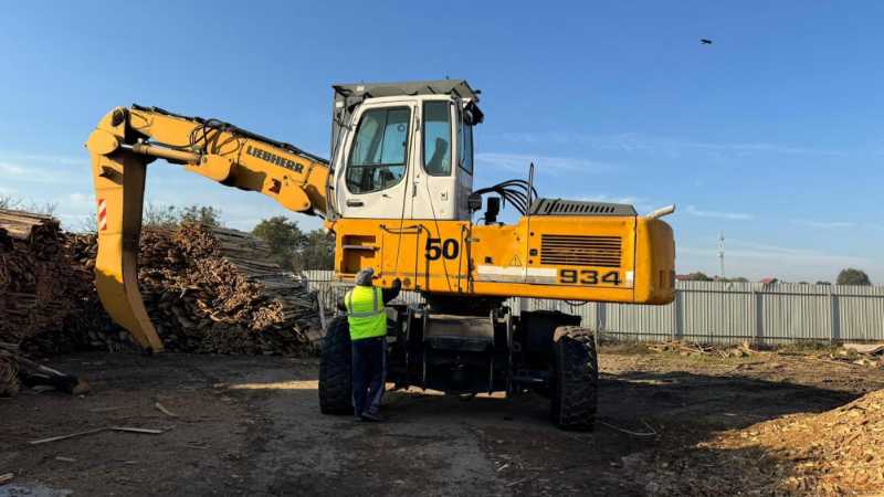 OmecoHub - LIEBHERR A934